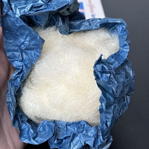 Vintage Johnson & Johnson Advertising 100% Lambs Wool Original Box .5 oz - Picture 6 of 6